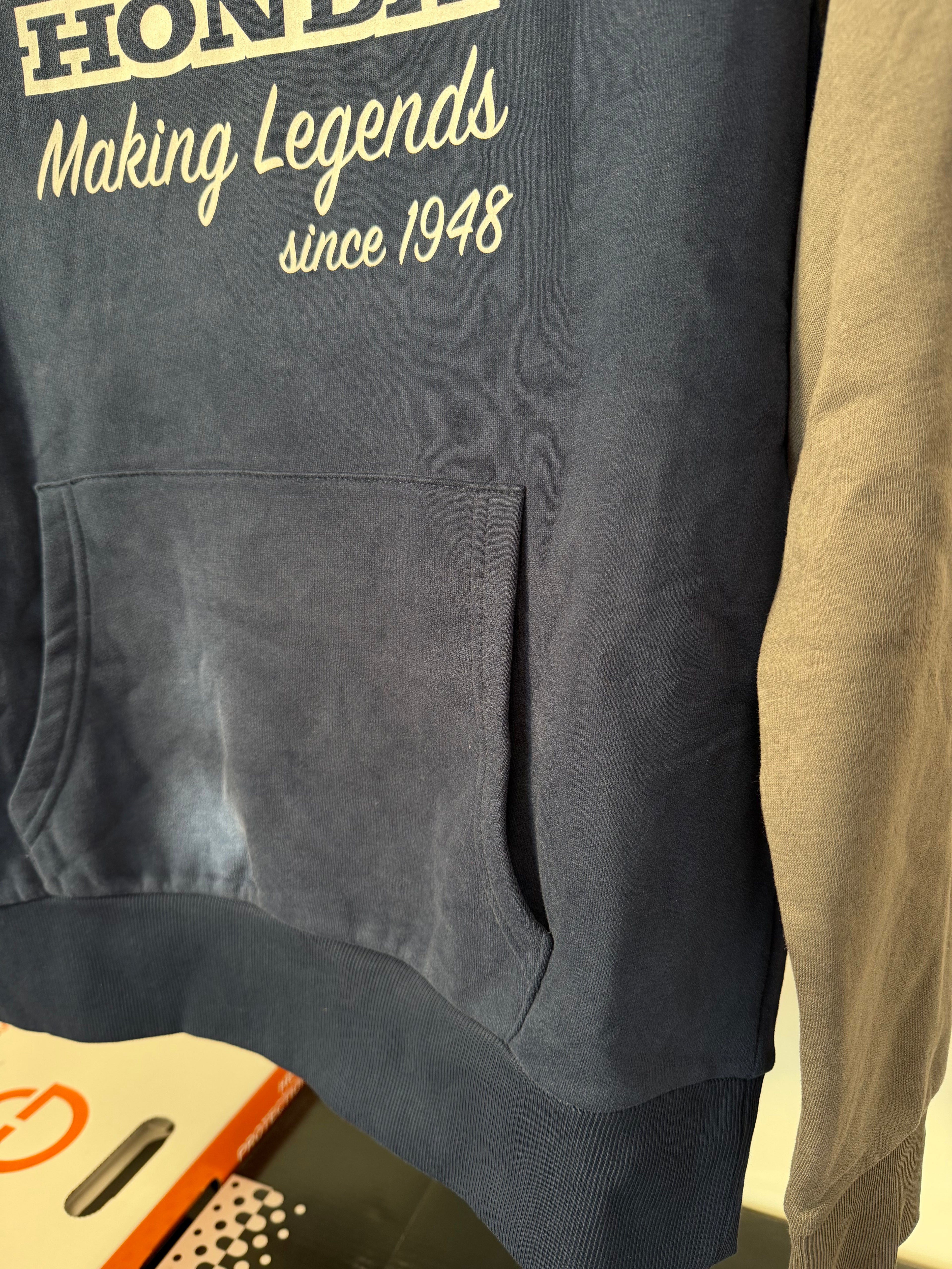 Felpa Honda “Making Legend” – Blu con Dettagli Grigi